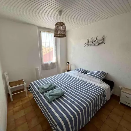 6 Couchages En Plein Coeur Du Village * 拉隆德莱丝莫里斯